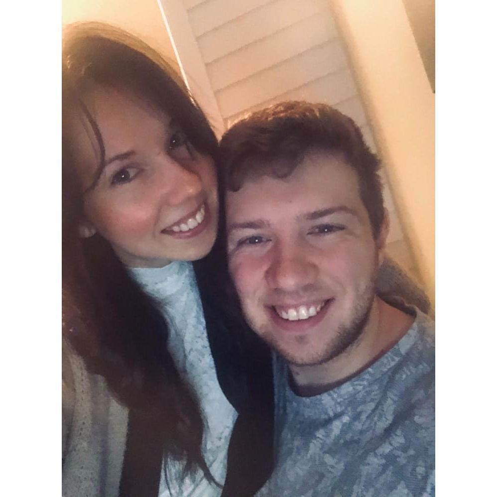 Logan loves random selfies 