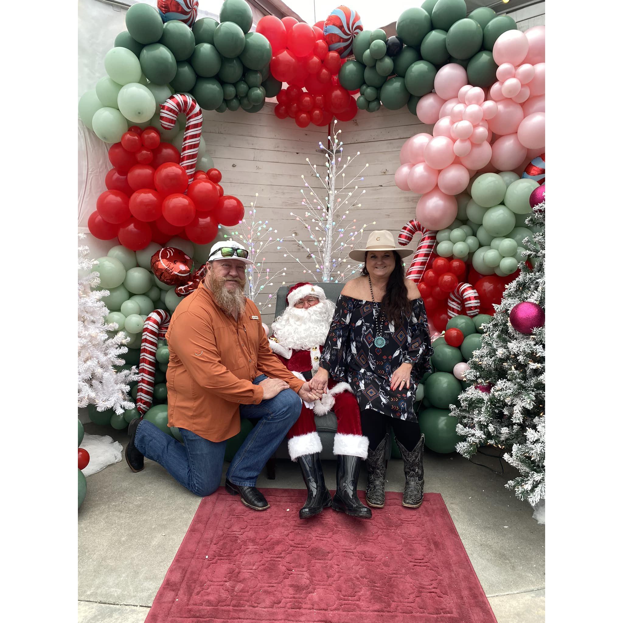 Christmas Market Days at Beneath The Oaks in Midfield, Tx
