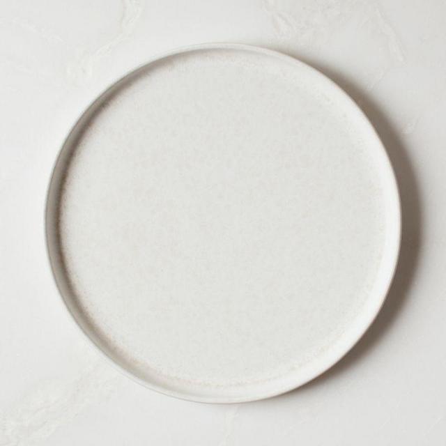 Drift White Dinner Plate with Reactive Glaze - Ivory