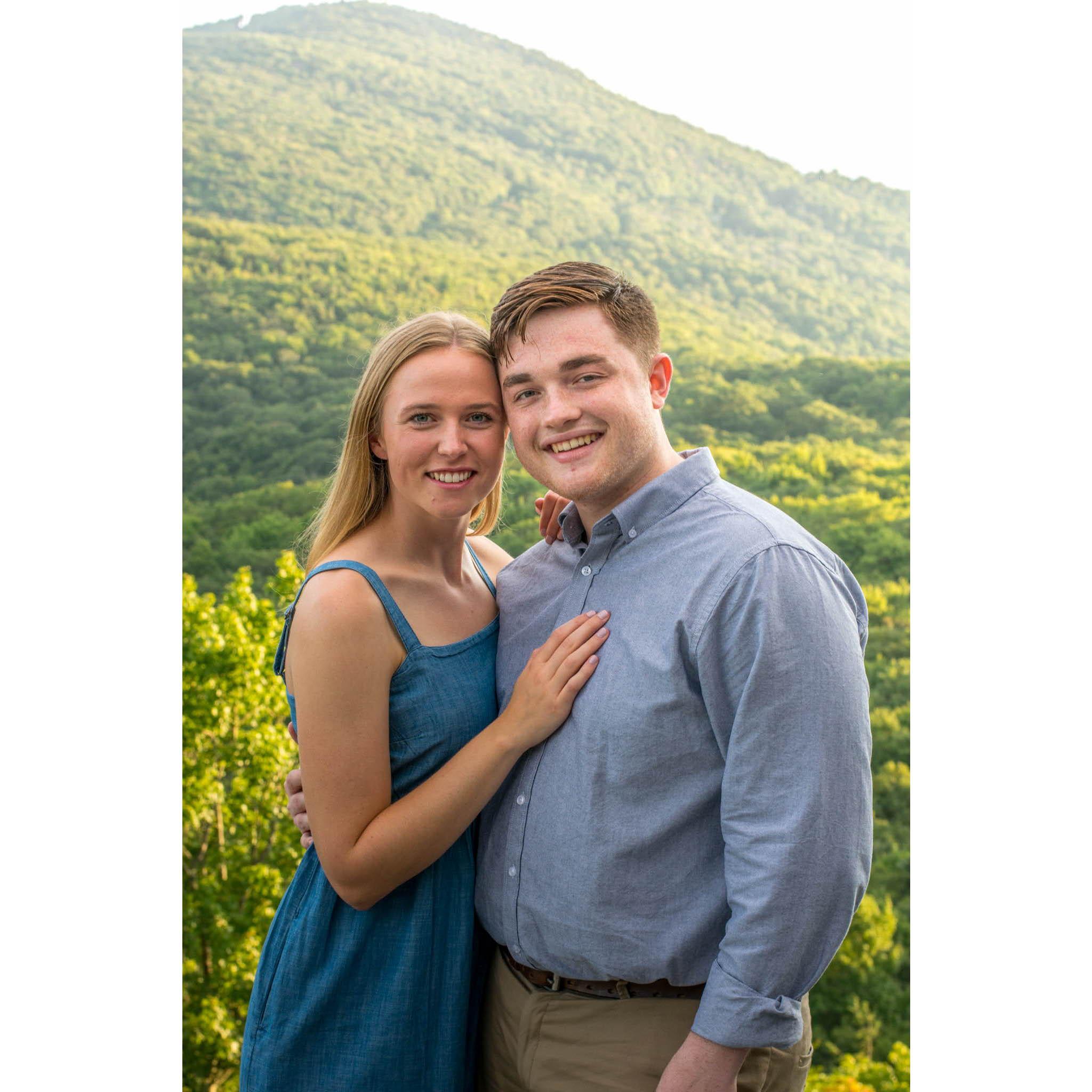 Engagement photoshoot in August in Boone