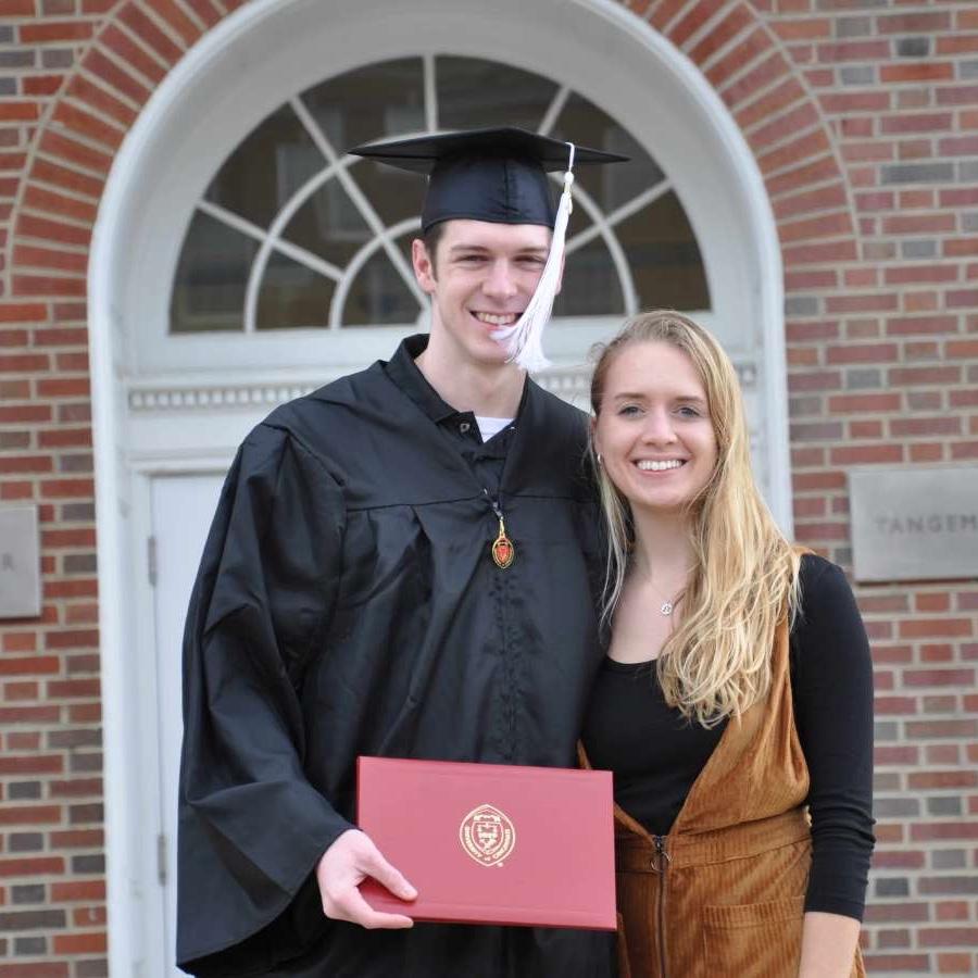 Alex's graduation and Katy's first time meeting the Hetterscheidts.