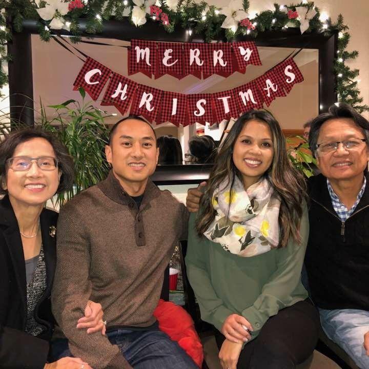 Family Christmas picture