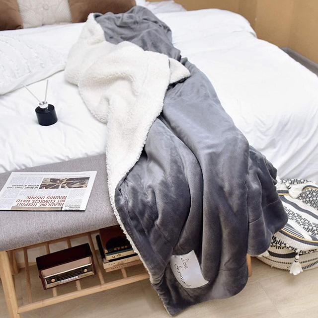 JS HOME Queen Size Thicken Fleece Blanket Throw, Lightweight Super Soft Cozy Luxury Bed Blanket Microfiber, Bed Blanket, Grey, 90"x 90"