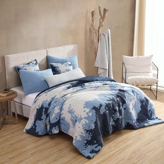 Double Snug Pixel Comforter