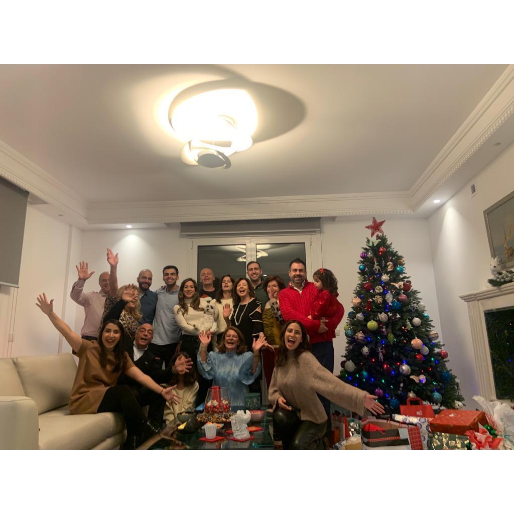 December 2022: A major step in the relationship! Jen joins Mark to meet the extended family on a Christmas trip in Greece!