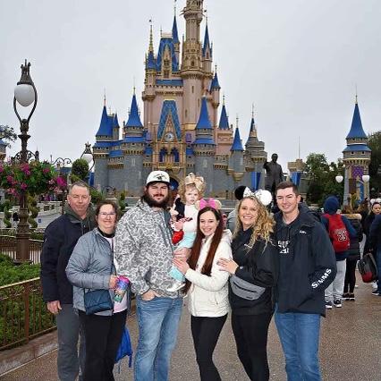 Family Disney trip and first time meeting his family