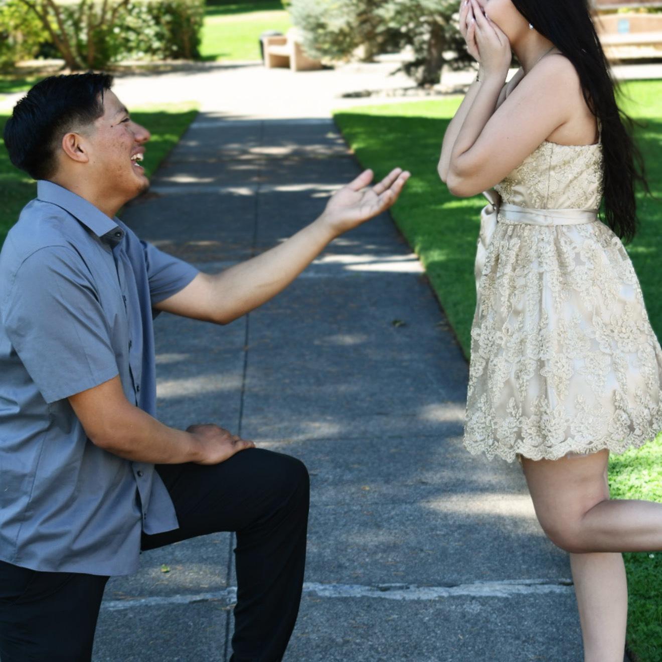 Trying to act suprised as if he proposed right there 😆even though he did 3 months befour this