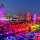 Spruce Street Harbor Park