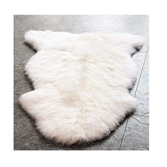 WaySoft Genuine New Zealand Sheepskin Rug, Luxuxry Fur Rug for Bedroom, Fluffy Rug for Living Room (Single Pelt, Natural)
