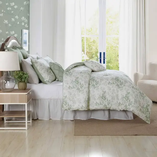 Laura Ashley Toile Delight Green King 7pc Comforter Sham Bonus Set