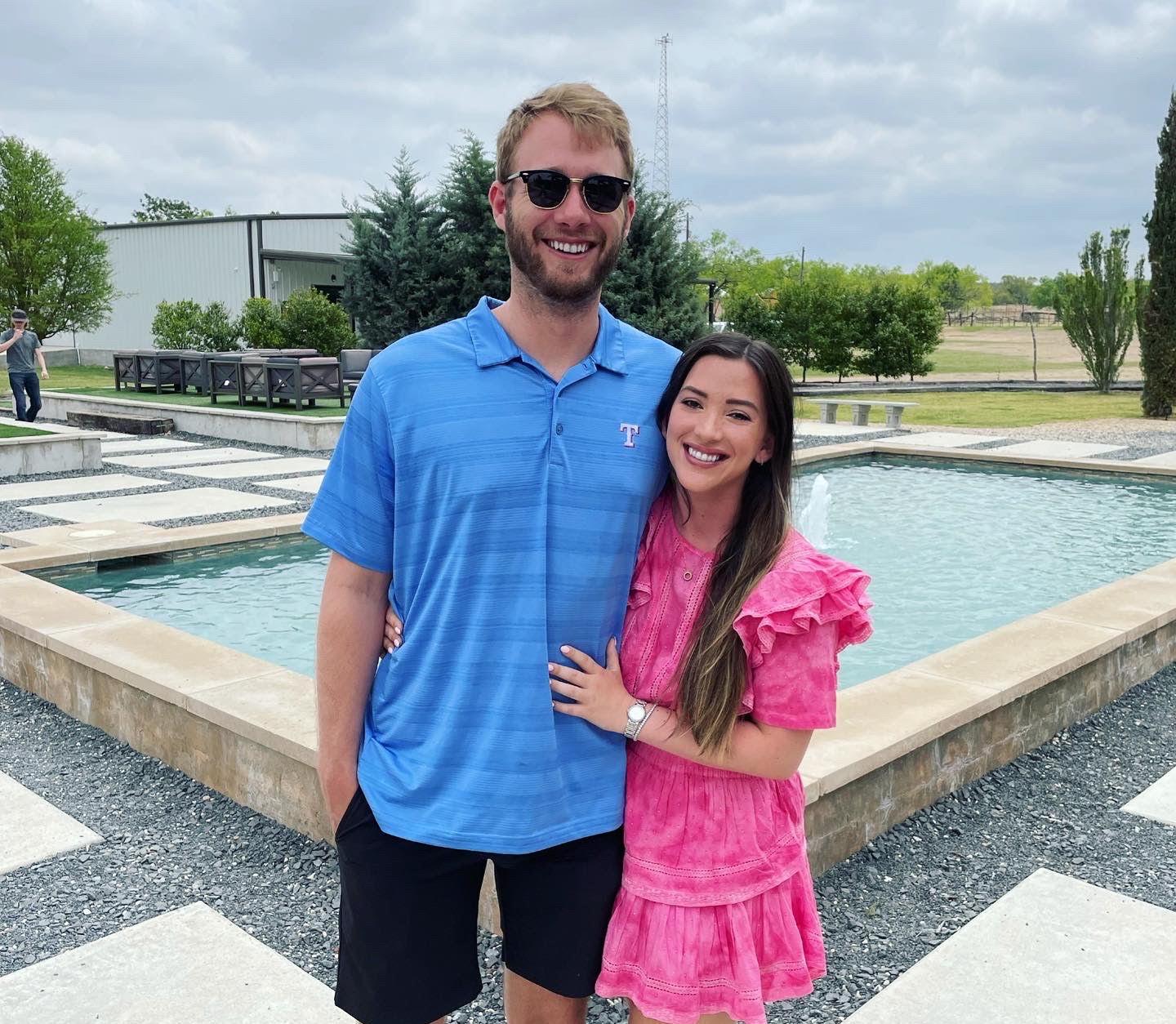 The Wedding Website of Rachel Maas and Travis Lindemann