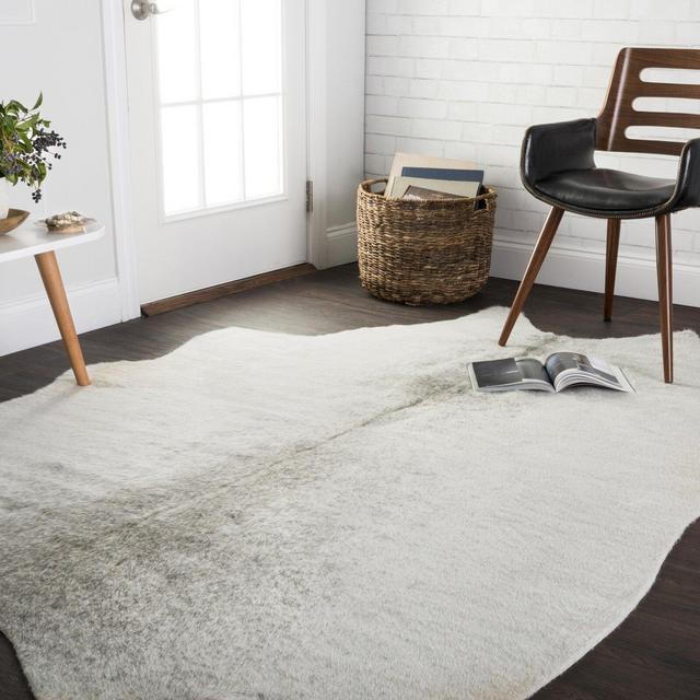Kaci Silver/Grey Area Rug