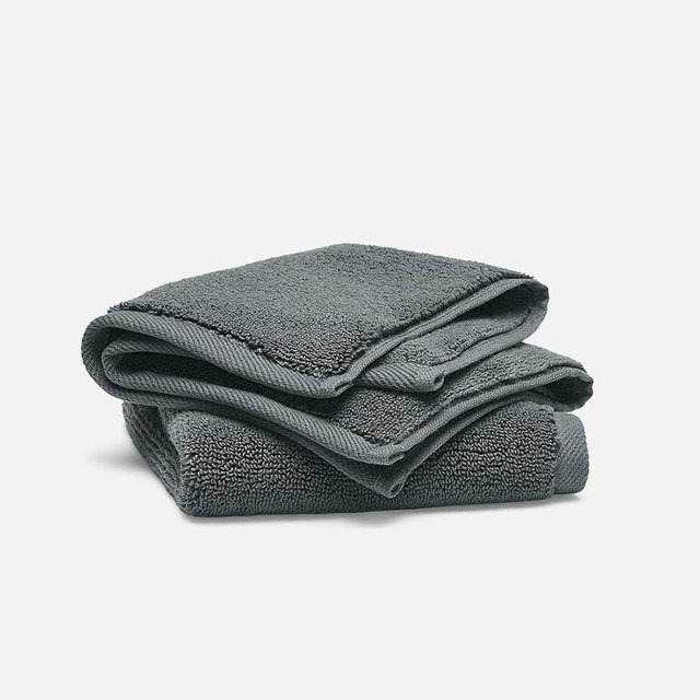 Brooklinen Super-Plush 100% Turkish Cotton Washcloths - Set of 2-770 GSM, Highly Absorbent, Machine Washable, Perfect for Home & Bathroom (13" x 13", Slate Grey)