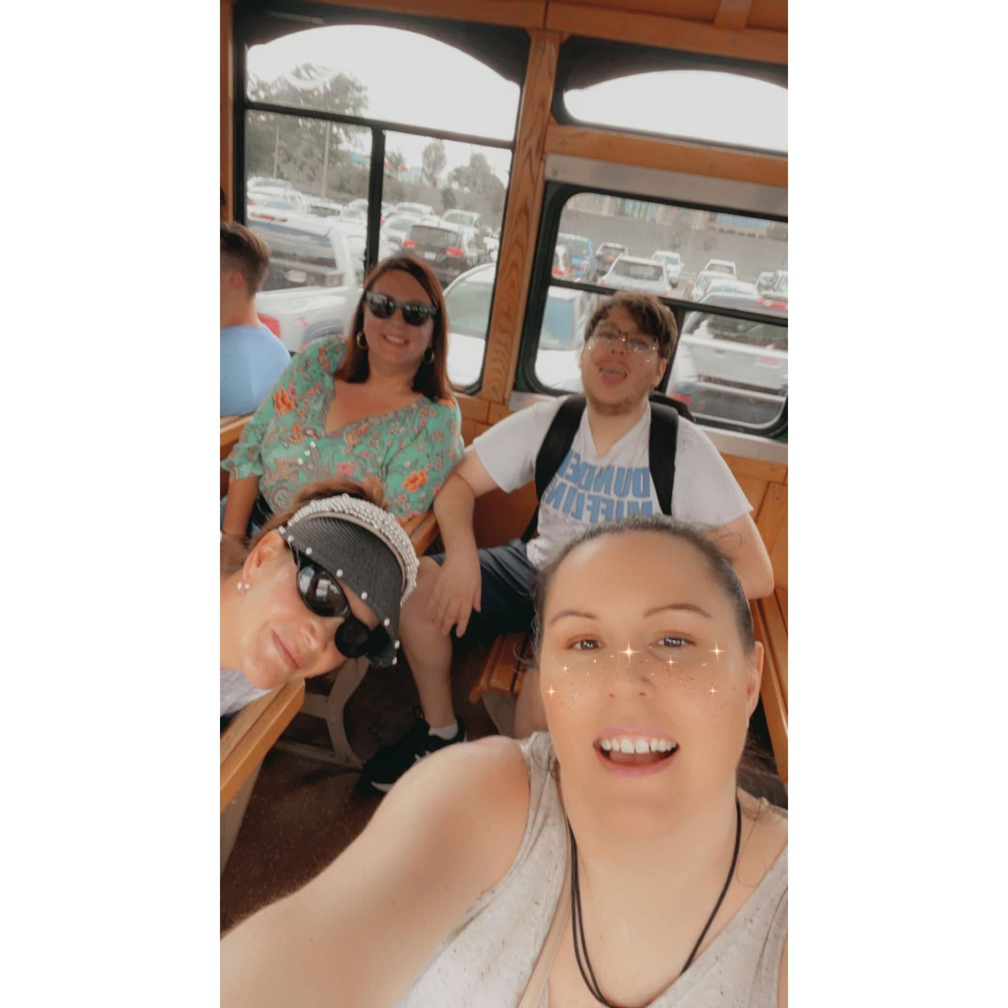 Shauna's mom, Erin, Aunt Tracey, Trevor, Shauna- Niagara Falls 2023