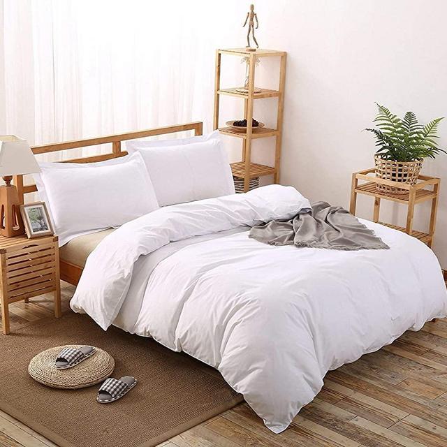 LinenHouse Premium Duvet Cover Set Over Size King 120'' x 98'' Size with Zipper Closure & Corner Ties, Ultra Silky Soft Premium 100% Natural Cotton 1000 Thread Count -White Solid