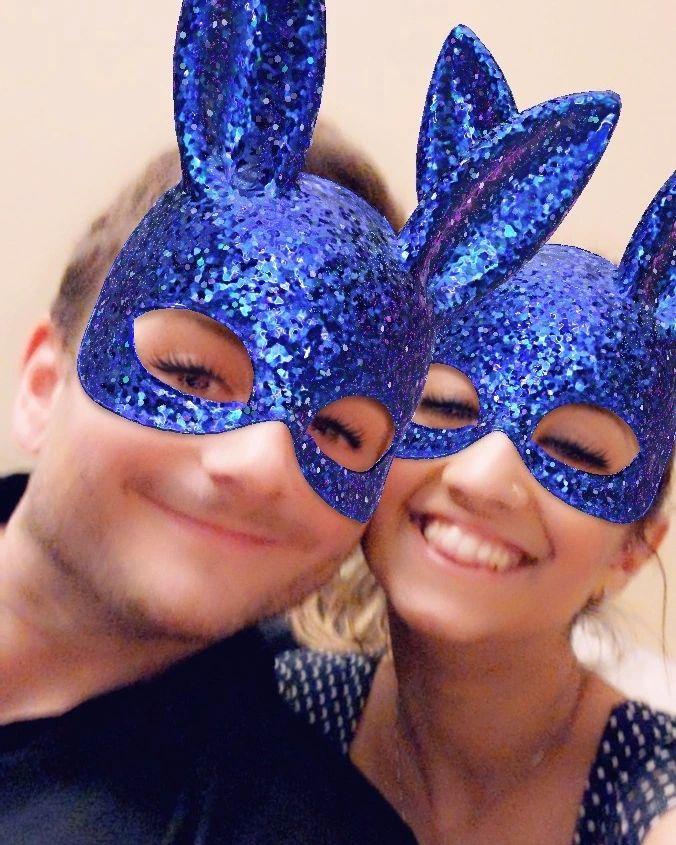 The Wedding Website of Zahra Wells and Alexander John Steeves