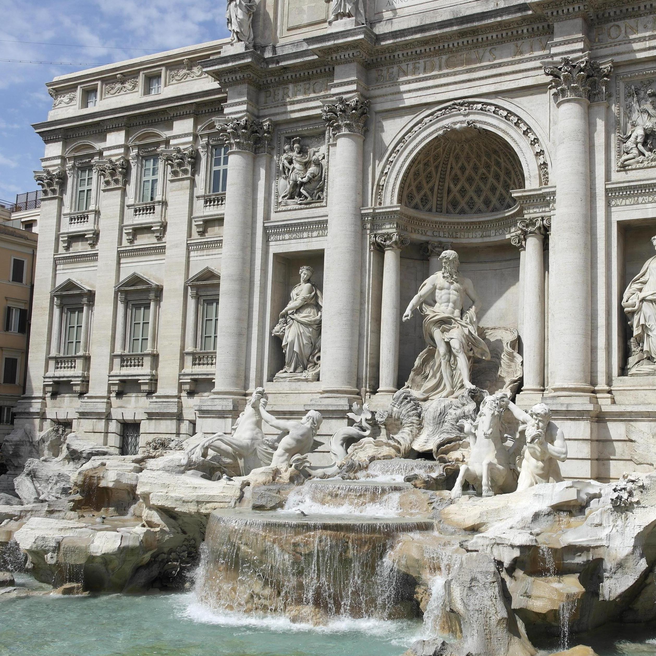 Trevi Fountain, Italy