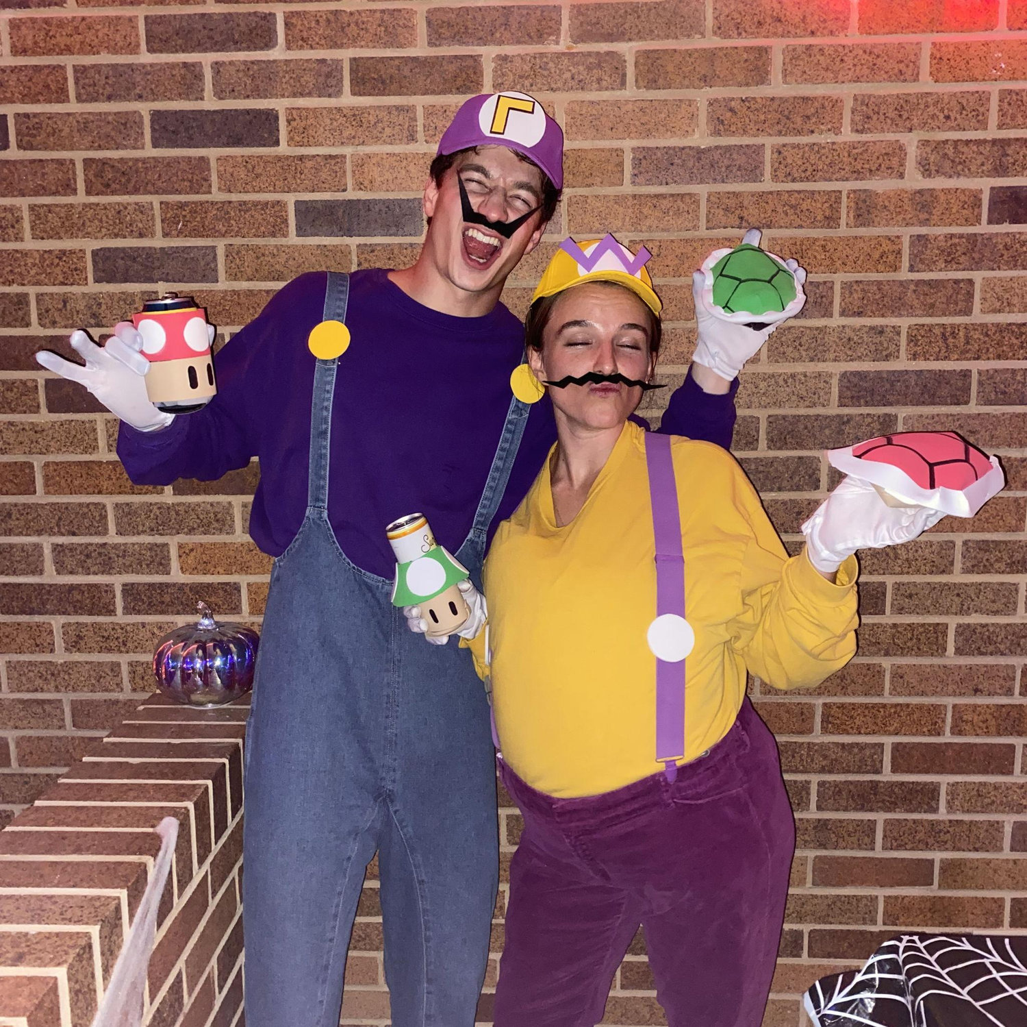 It's a me