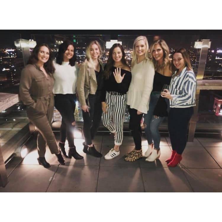 Celebrating with some of the best friends and girl gang a girl could ask for! 
(From left to right: Hannah, Schae, Abby, Payton, Grace, Adele, Jordan)