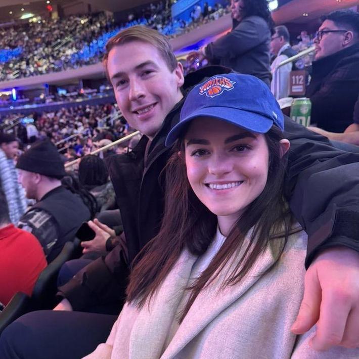 Cheering on our Nova Knicks!