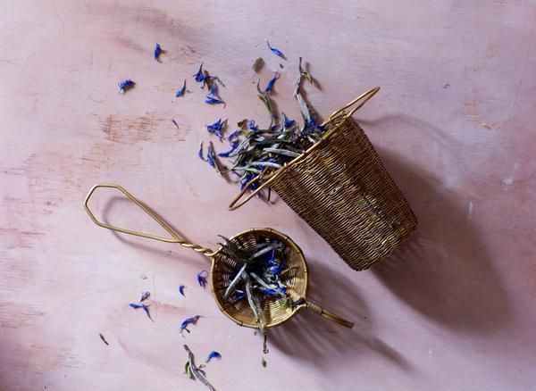 Bellocq Petite Basket Tea Strainer