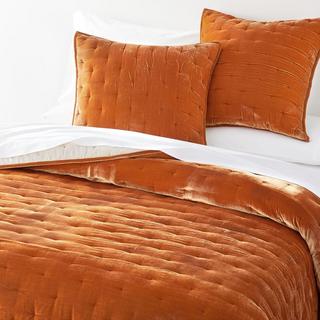 Juliet Velvet Quilt