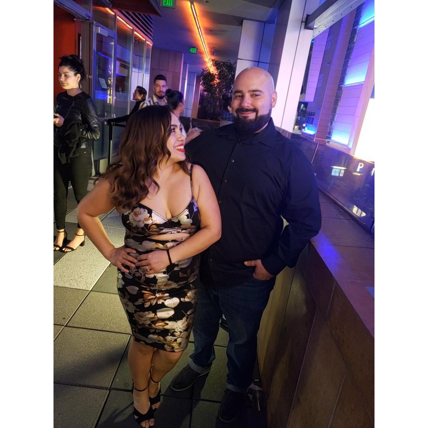 Believe it or not, this is the first time David went to a nightclub :P if you date a Latina you need to know dancing will be requested your whole life