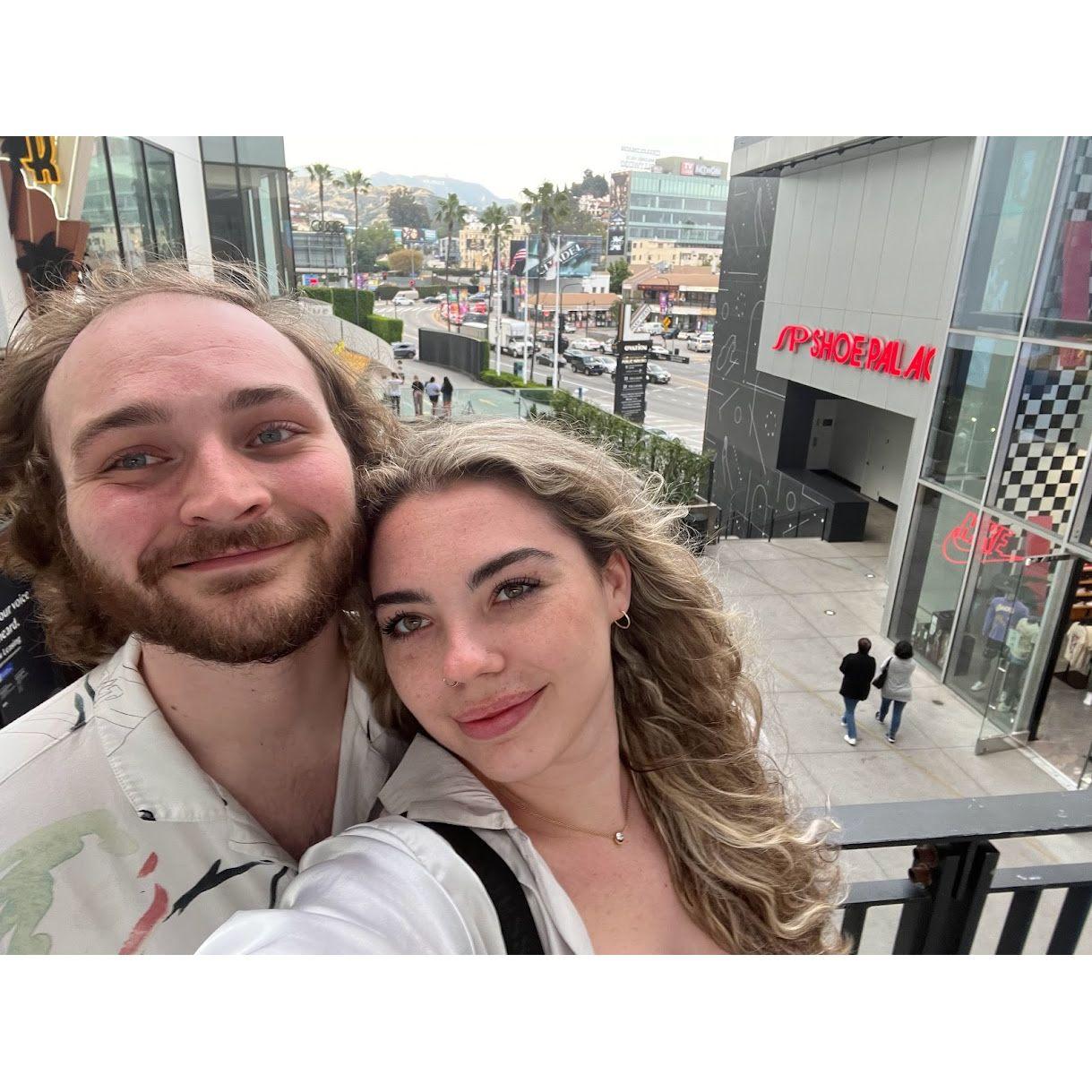 LA