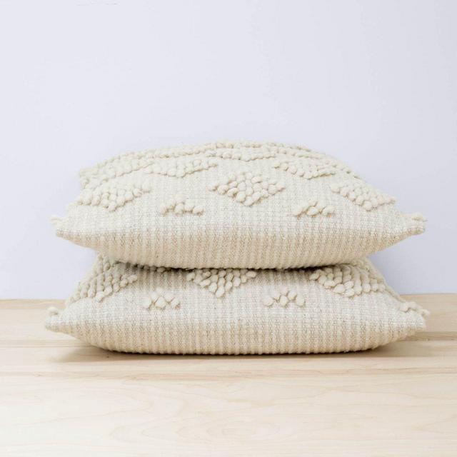 Estrato Floor Pillow