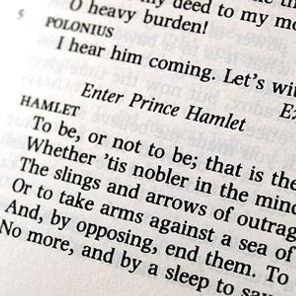 Cover Home in Hamlet Wallpaper