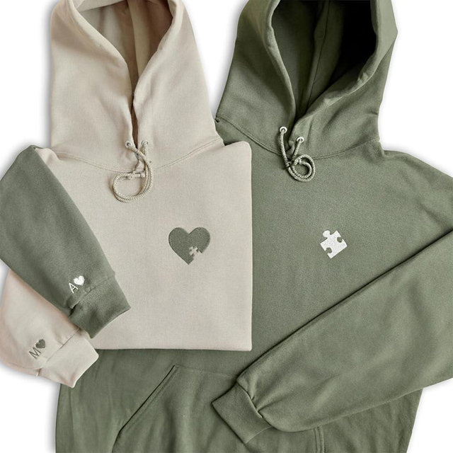 WEAR PHYSIQUE Matching Puzzle Piece Couple Sweatshirt, Custom Embroidered Heart Pullover with Initials