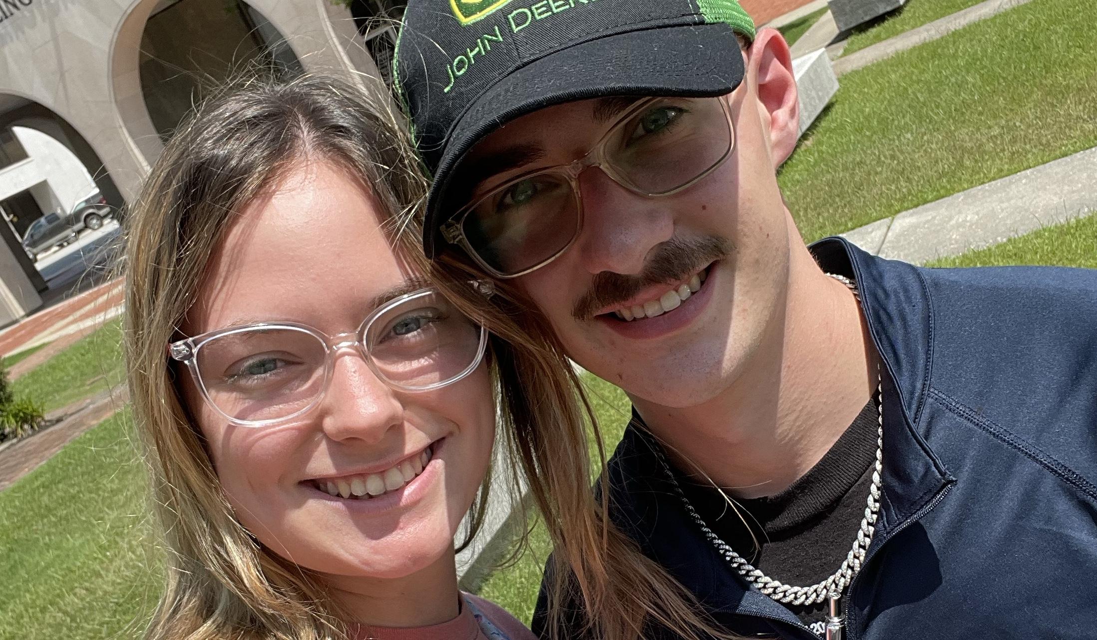 The Wedding Website of Jonathan Bradshaw and Lillian Tillman