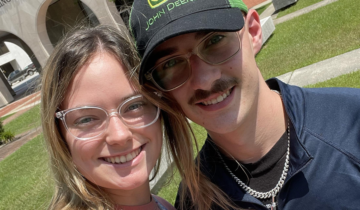 The Wedding Website of Jonathan Bradshaw and Lillian Tillman