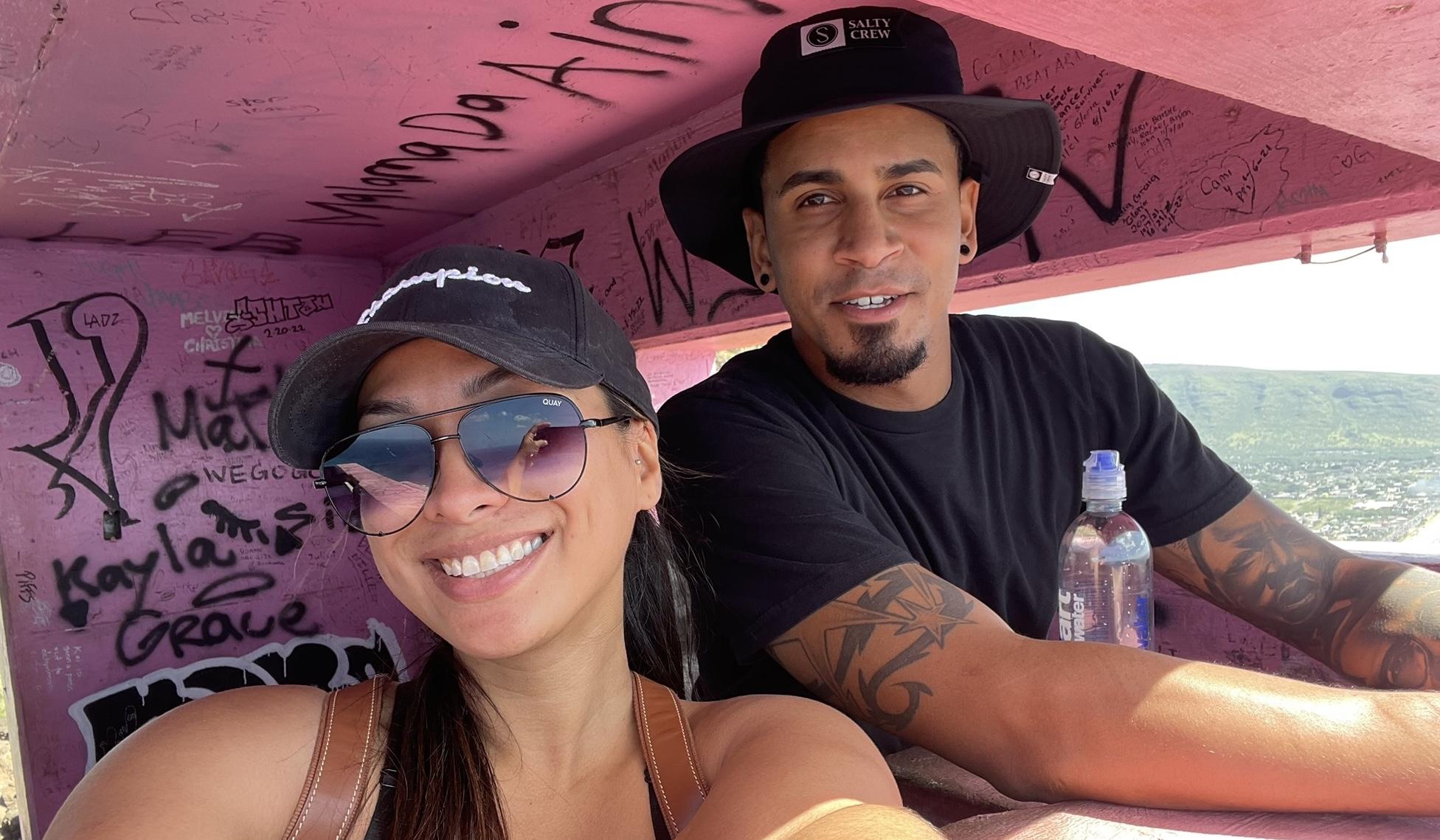 The Wedding Website of Liana Urbanozo and Antonio Stone