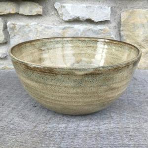 Stoneware Pottery Serving or Mixing Bowl