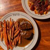 Toto (Amazing steak)