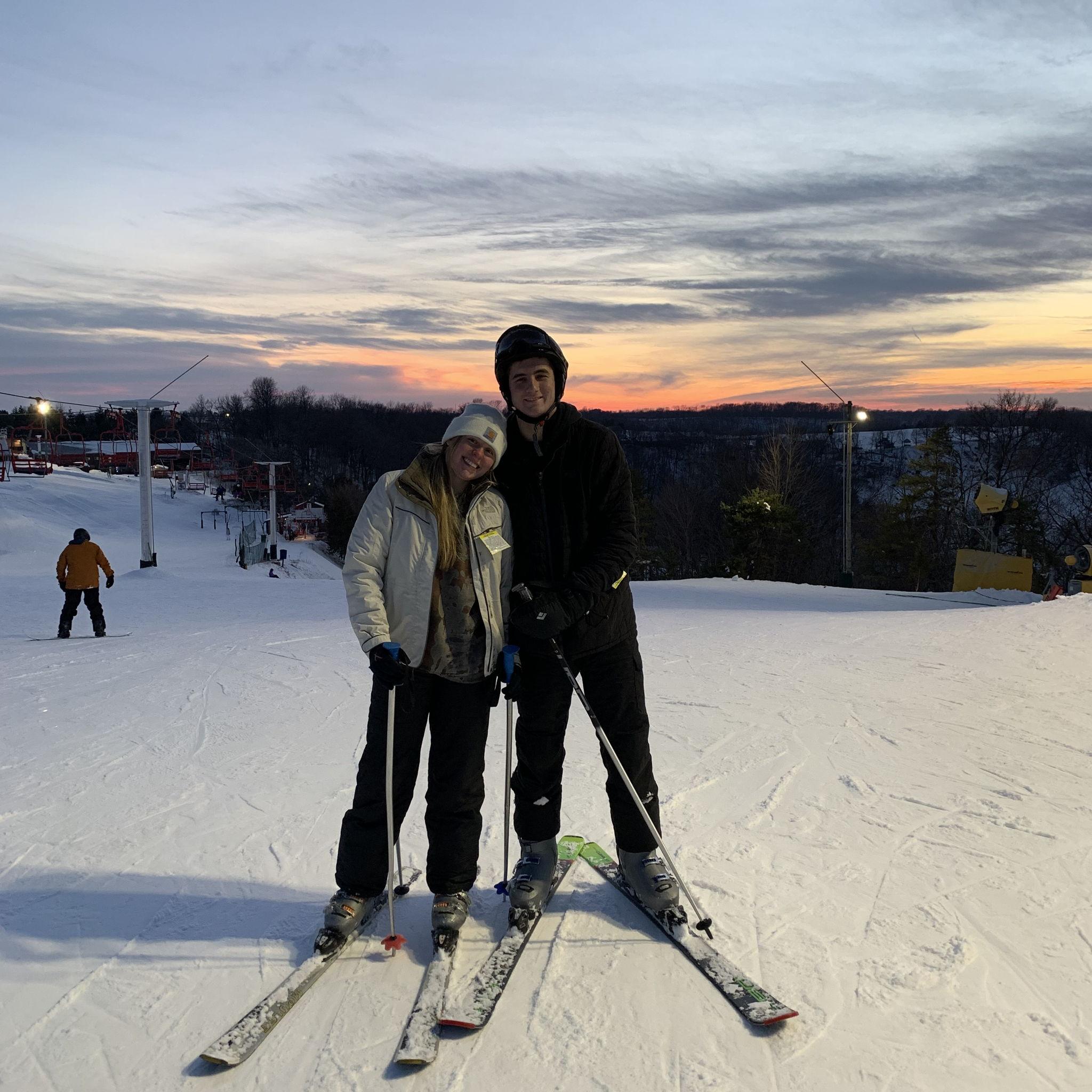 Skiing at Sun Down