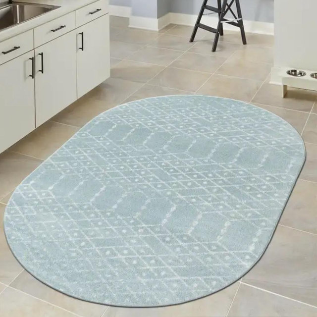 3’ 3 x 5’ 3 Oval Rug