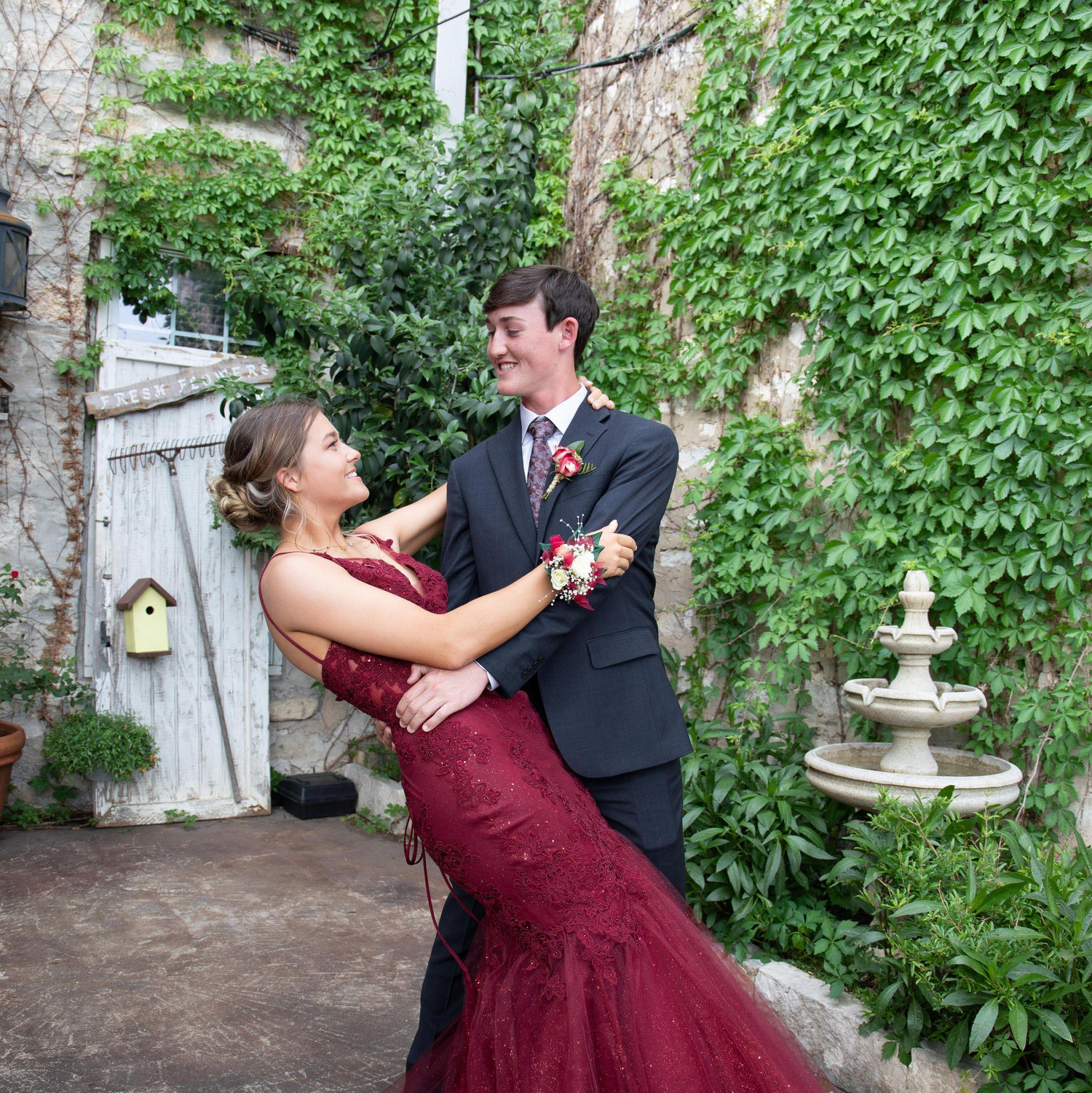 4.23.22 - Prom