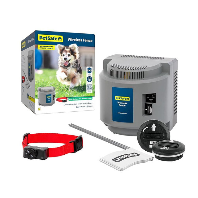 PetSafe Stay & Play Wireless Fence with Replaceable Battery Collar No Wire to Bury Covers 3/4-Acre Yard for Dogs 5 lbs and Up Portable Design from the Parent Company of Invisible Fence Brand