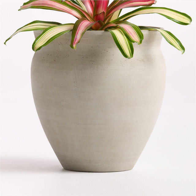 Illara 15.6" x 15.0" Grey Indoor/Outdoor Planter