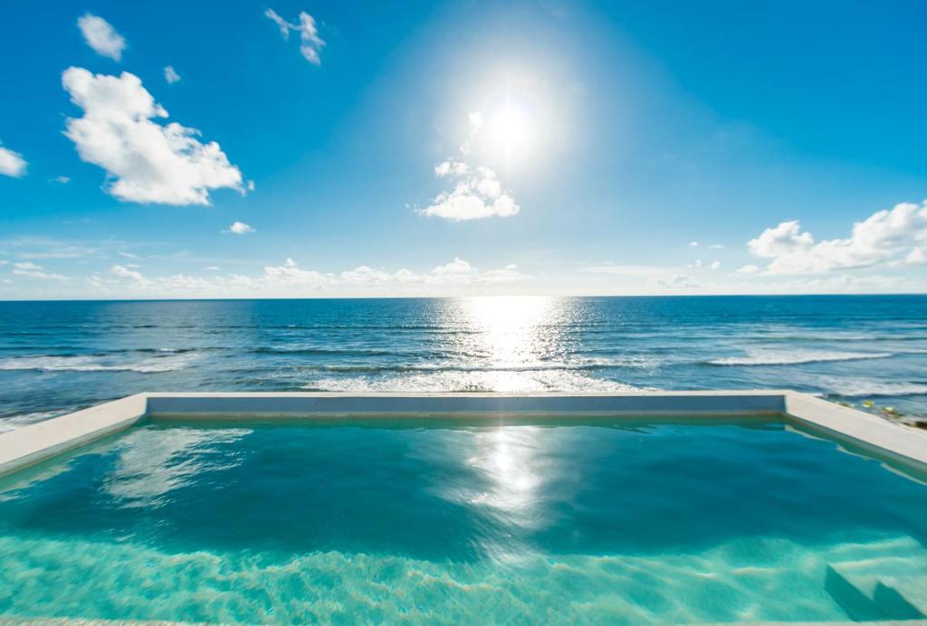 Rooftop pool