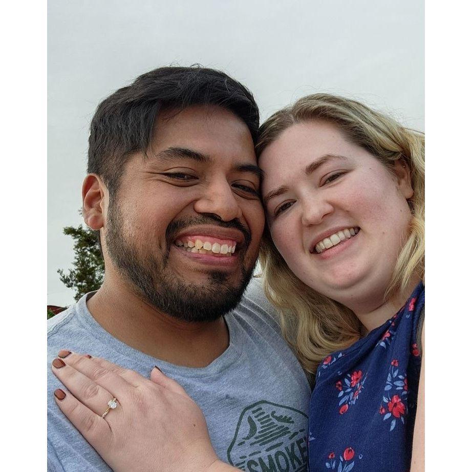 Kaitlyn said "I do!" on New Year's eve. Al proposed at midnight, under the stars in Oaxaca at his parent's home in San Mateo.