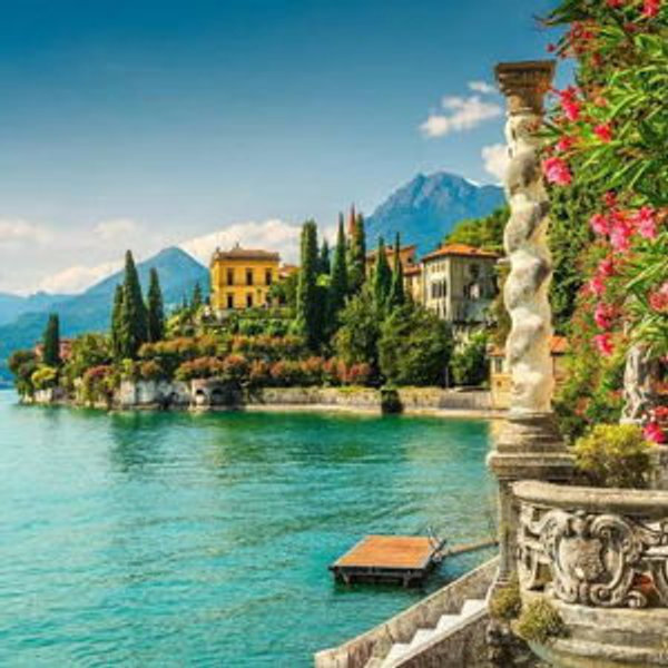Stay at Lake Como