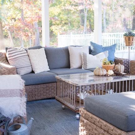 Patio furniture/decor
