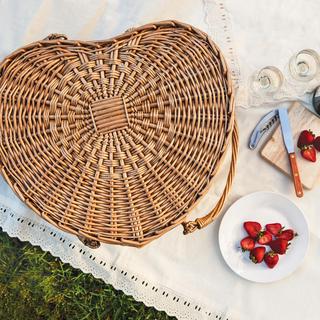 2-Person Heart Picnic Basket