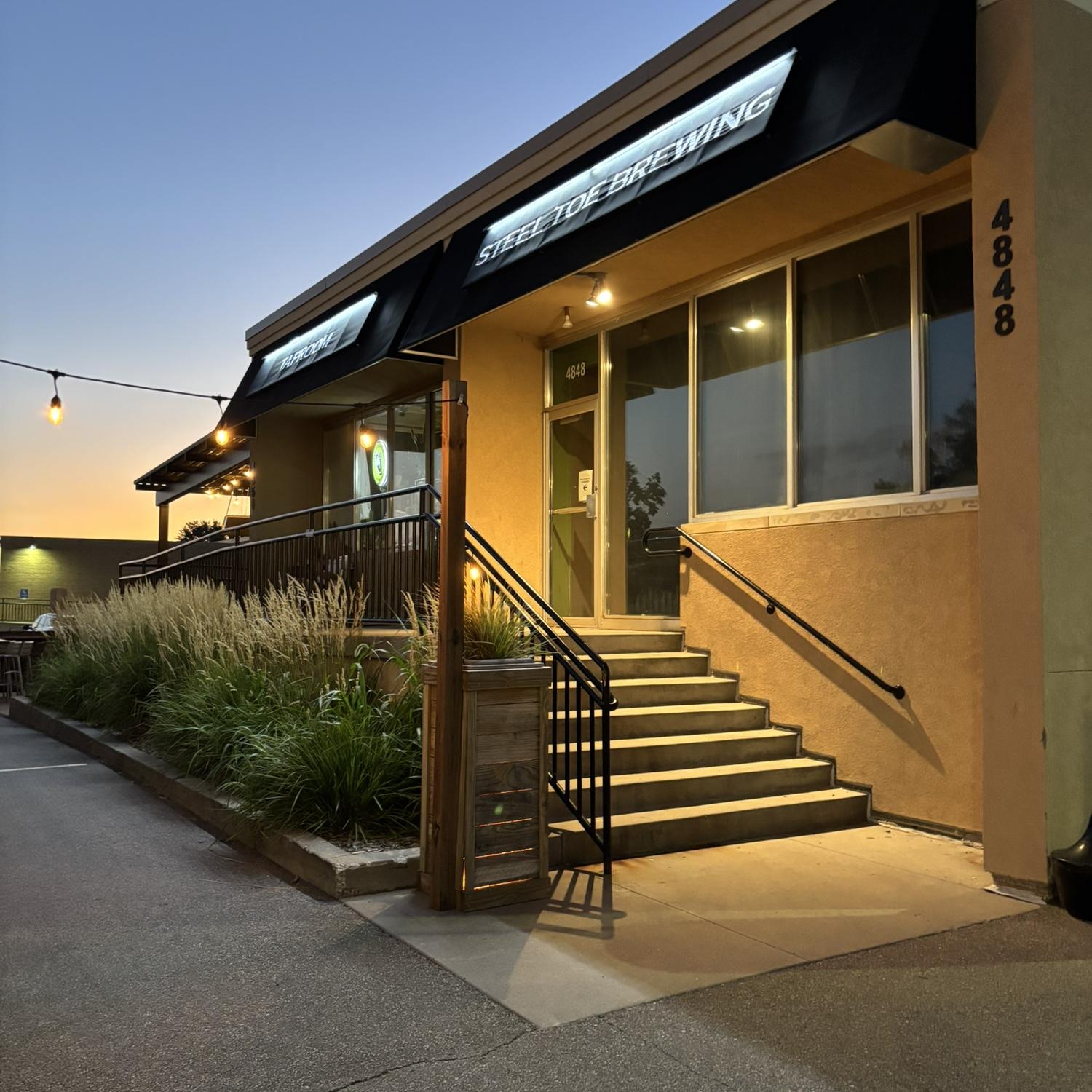 The exact spot Christian and Nicolle first met in-person, at Steel Toe Brewing Co. in St. Louis Park, MN.
After an evening of effortless conversation, they knew they’d found something special.