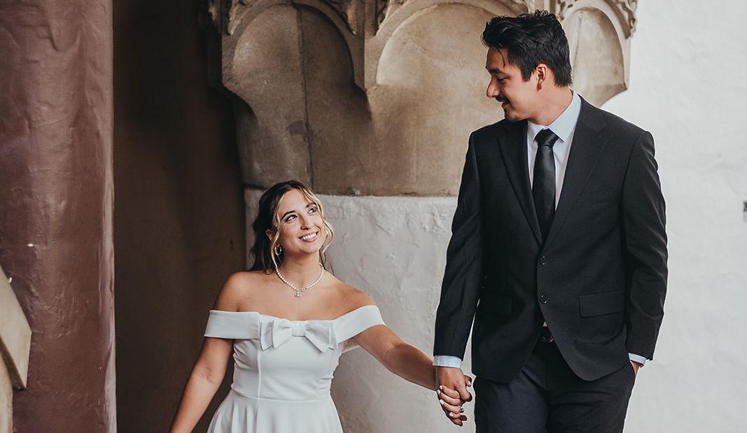 The Wedding Website of Analee Bonanno and Alex Aparicio