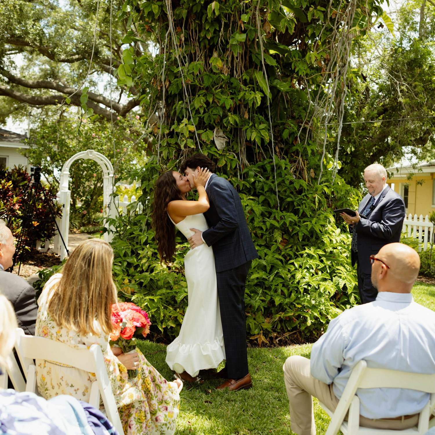 Reese kissing his bride!!