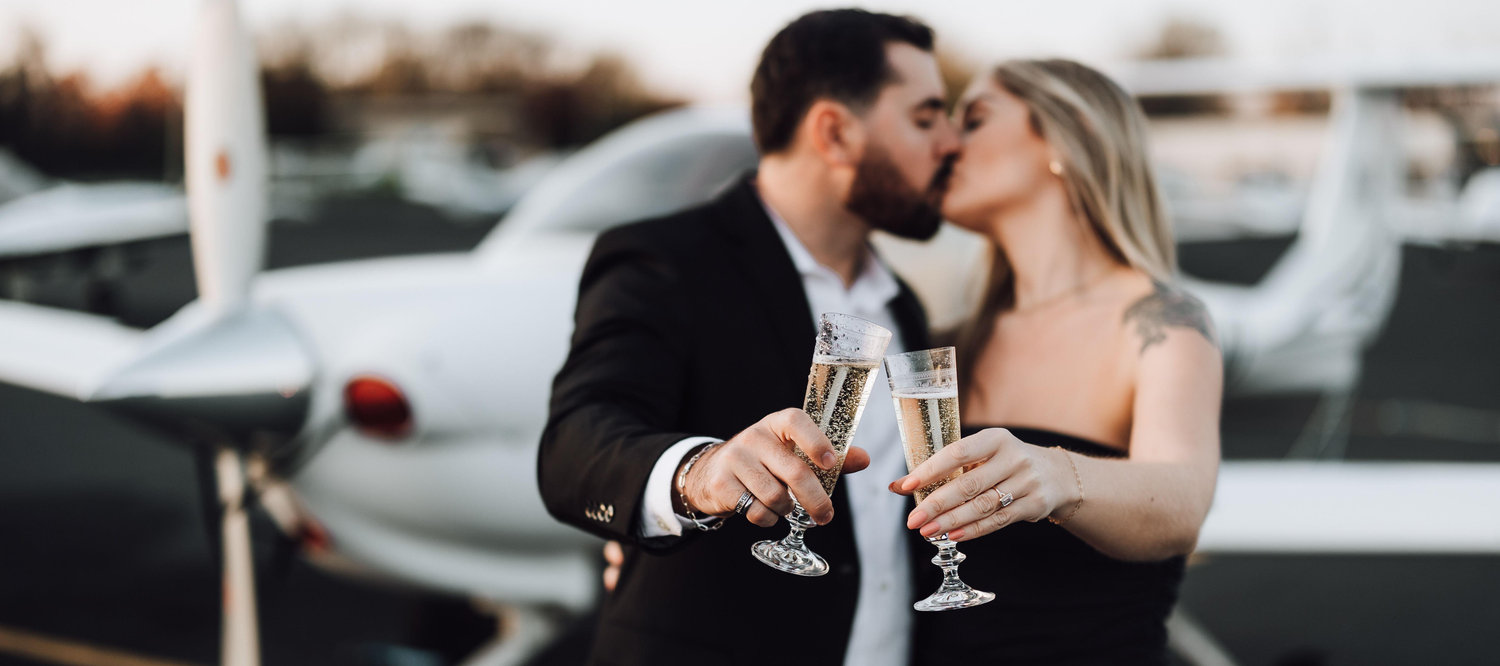 The Wedding Website of Angela DeChristofaro and Hunter Long